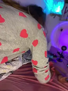 ame_desire - Ame_Desire's free webcam - UK Sex Cams