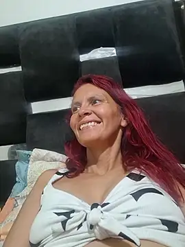 Webcam Model (cintia_love)  is live.Free join now!