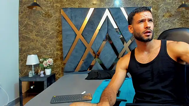 jacob_benelli (M young) - SUPER MEGA EXPLOSION OF CUM IN YOUR FACE