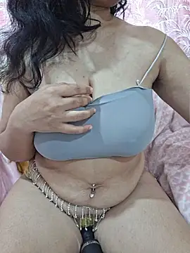 Webcam Model (Jassi_Does)  is live.Free join now!