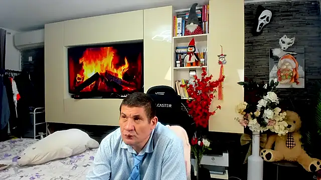 spartacusdaddy48 (Ask my age) - Cum Show + surprise with my ass