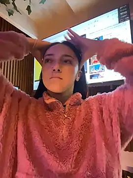 lia__whitee - Lia__whitee's free webcam - UK Sex Cams