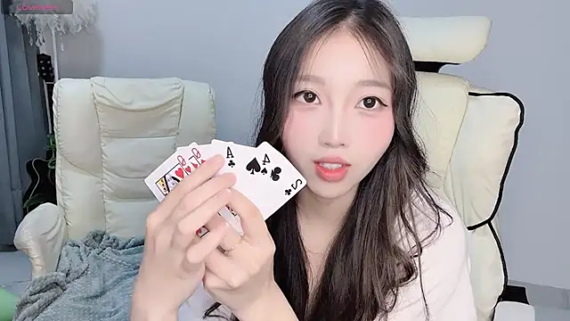 yukiy8877 - Yukiy8877's free webcam - UK Sex Cams