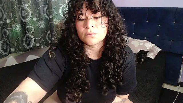 angelique_klane - ANGELIQUE_KLANE's free webcam - UK Sex Cams