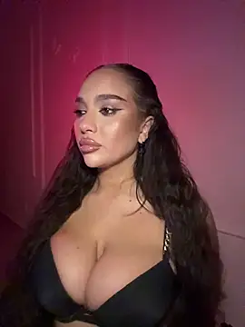 CardiSweetBaby Live Webcam on Stripchat