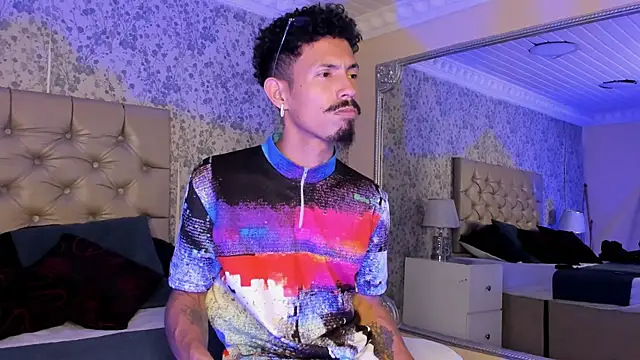 noaahtylor - NoaahTylor's free webcam - UK Sex Cams