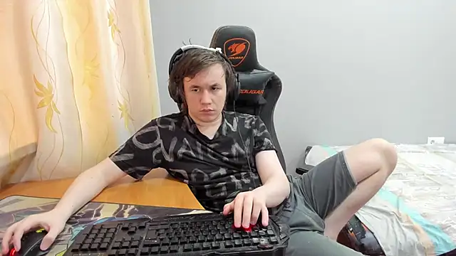 iliaskrislove live sex cam