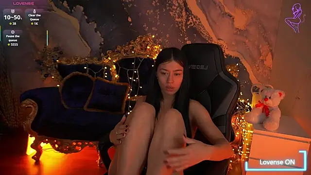 FataleNellie live sex cam