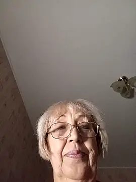 Webcam Model (Anatolia5961)  is live.Free join now!