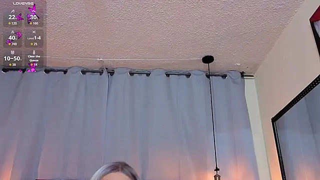 Megan_Do_Santos live sex cam