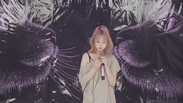 美女sweetgirls666在线直播