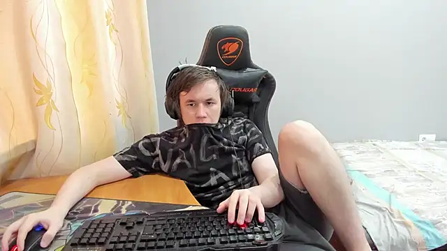 iliaskrislove live sex cam