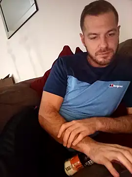 Live sex cam di THE_CHEEKY_ALPHA