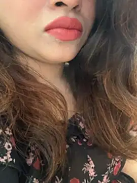 Webcam Model (riya_sharma11)  is live.Free join now!