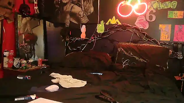 splash_queen420 - Splash_Queen420's free webcam - UK Sex Cams