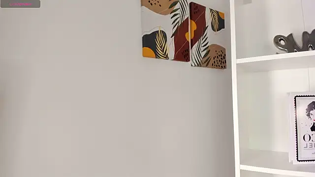 Live solo webcam of mia_jonnes18