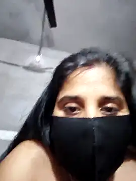 Webcam Model (Sexy_khushi19)  is live.Free join now!