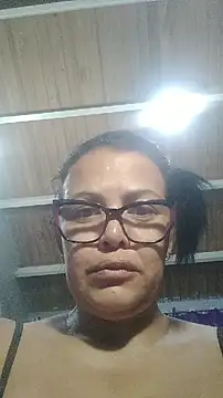 Webcam Model (Xoticxenax)  is live.Free join now!