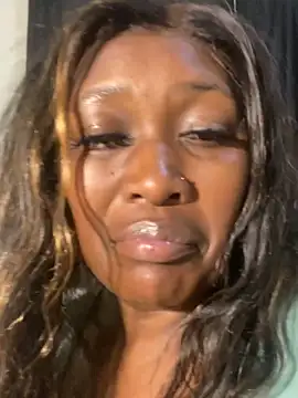 Cardiebae89 live sex cam