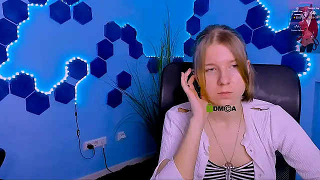 gloria_bubble (Ask my age) - flesh boobs