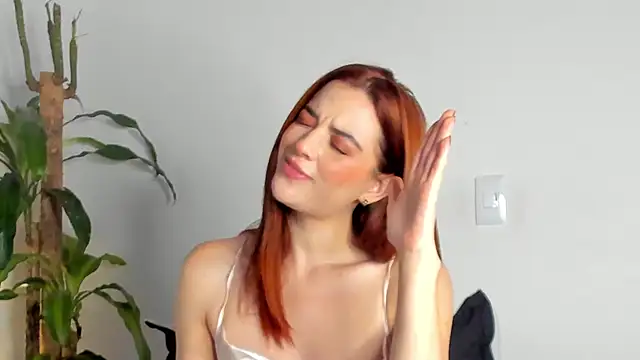 bellacrox - Bellacrox's free webcam - UK Sex Cams