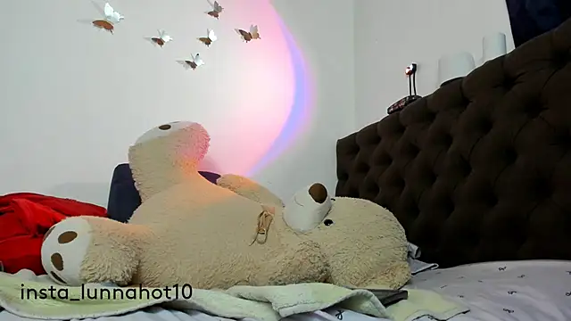 natyhot20 - Natyhot20's free webcam - UK Sex Cams