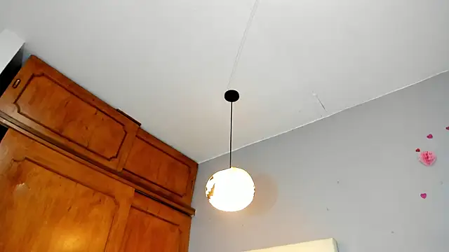 ivanna_vegaw - Ivanna_VegaW's free webcam - UK Sex Cams