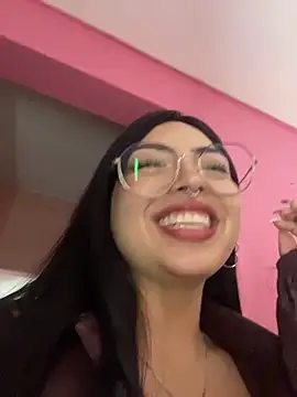 Webcam Model (Valu_euphoria)  is live.Free join now!