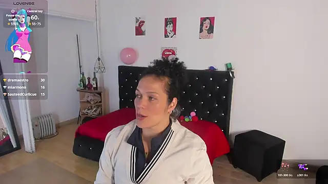 aliciia_cute1 - Aliciia_cute1's free webcam - UK Sex Cams