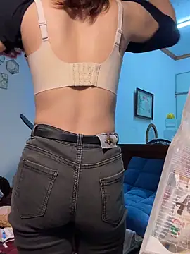 Webcam Model (irina_hana)  is live.Free join now!