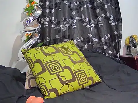 militoveruss2 - Militoveruss2's free webcam - UK Sex Cams