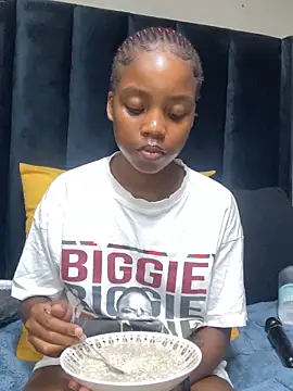 Littlebunny33 webcam