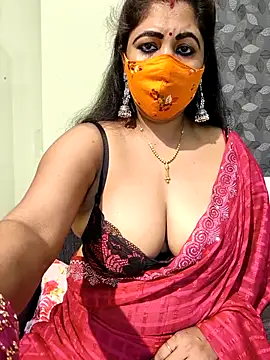 poly_bhabi (F milf) - Full body oiling