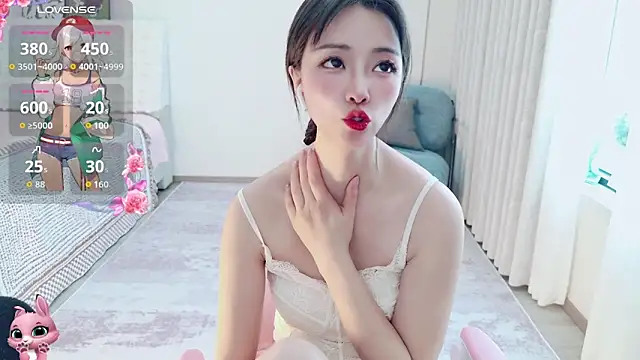 美女Bella-ox在线直播