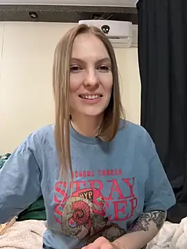 Webcam Model (RachelBelI)  is live.Free join now!