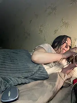 Naughtbaby_2025 live sex cam