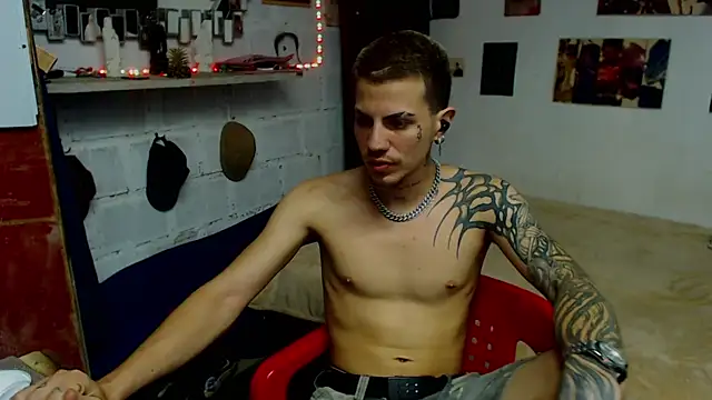 paul-mendezx - Paul-mendezx's free webcam - UK Sex Cams