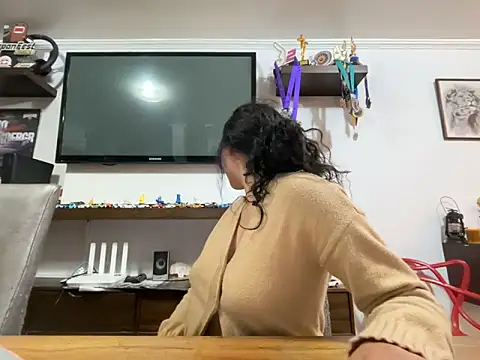 naked livechat Kinky Mila Xh