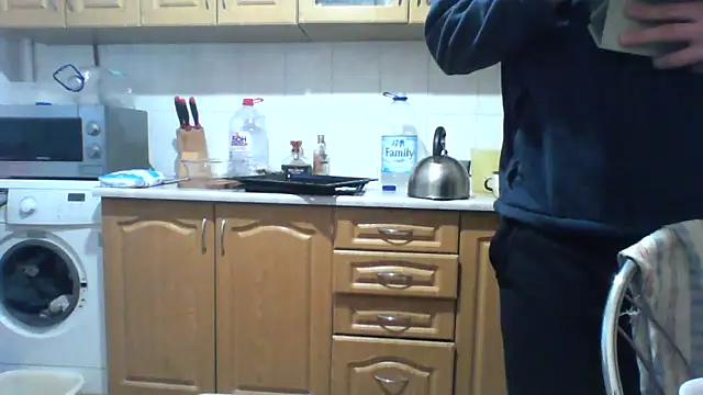 kaelnox (M young) - I fuck a masturbator until I cum