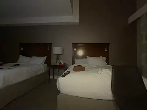 GirThySamoanSupermanXXL webcam