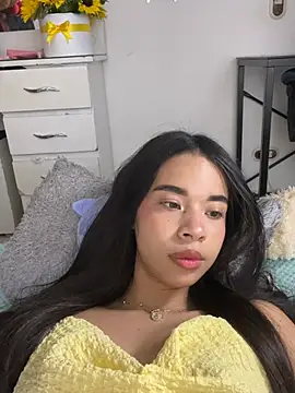 milleradhara24 - Milleradhara24's free webcam - UK Sex Cams