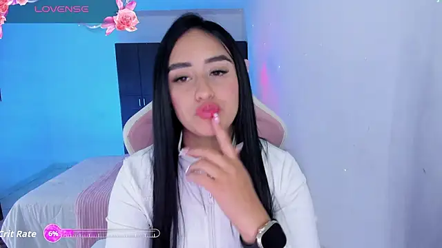 tinylottie - Tinylottie's free webcam - UK Sex Cams