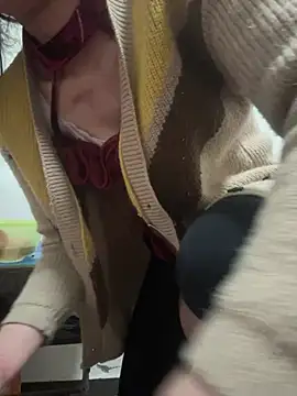 crhong666 (F milf) - 手指插逼1分钟