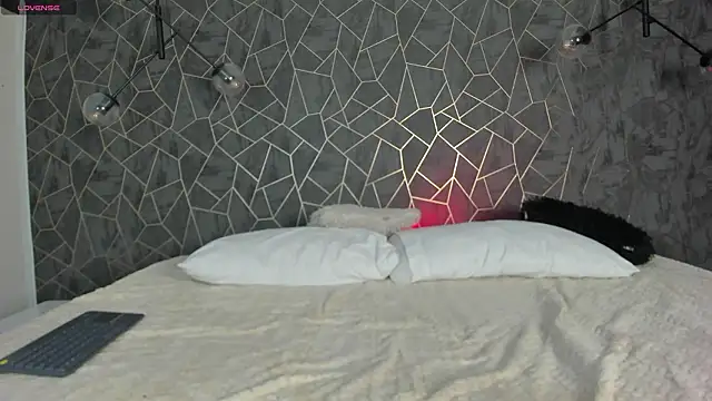 oribel_angels - Oribel_angels's free webcam - UK Sex Cams