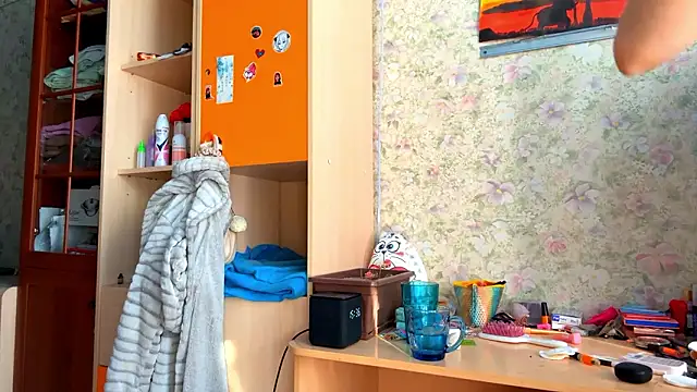 Cuteviola live sex cam