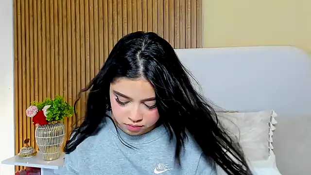 CristalMayson live sex cam