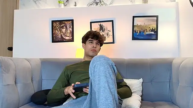 pretty_cock1 - PRETTY_COCK1's free webcam - UK Sex Cams