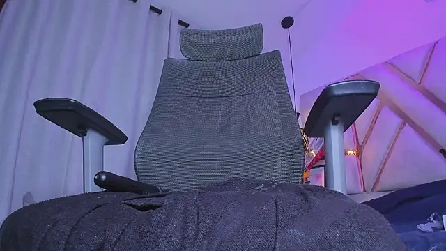 shineevg (T teen) - Ride dildo + ahegao face