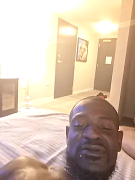 Maculine_Stayr webcam