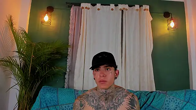 aron_ford - Aron_ford's free webcam - UK Sex Cams